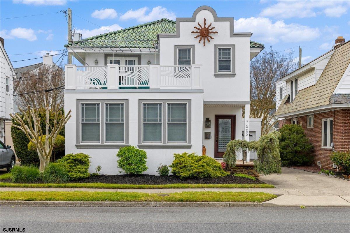 Ventnor Ave, Margate City, NJ 08402