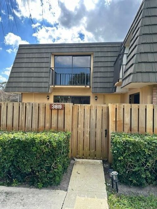 3819 38th Way, West Palm Beach, FL, 33407-6826 | Card Image