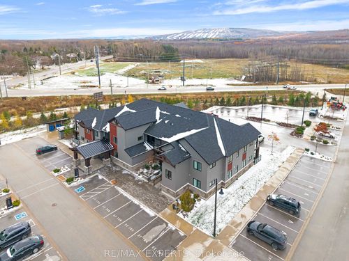 101-22 Beckwith Lane, Blue Mountains, ON, L9Y3B6 | Card Image