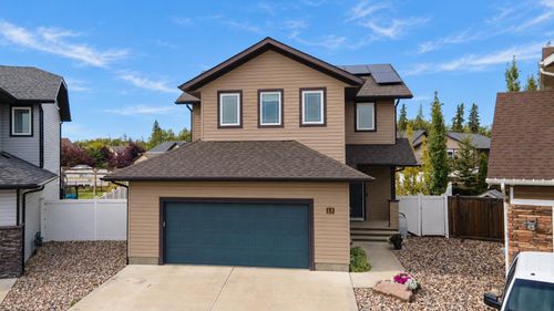 88 Kershaw Close, House with 5 bedrooms, 4 bathrooms and 8 parking in Red Deer AB | Card Image