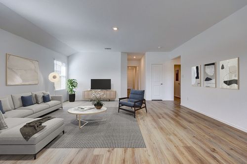 618 Water Way Ave, Hutto, TX, 78634-2637 | Card Image