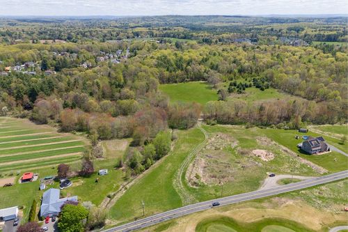 112 Sunnyside Rd, Southwick, MA, 01077-9781 | Card Image