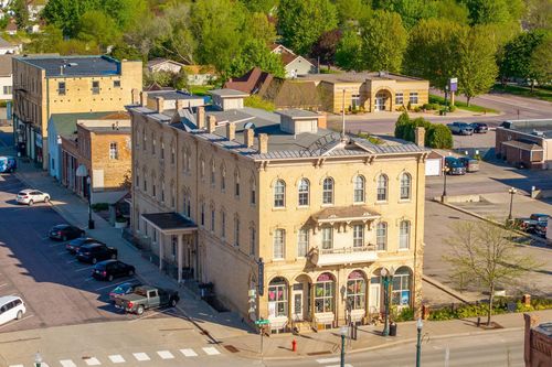 122 S Minnesota Ave, Saint Peter, MN, 56082 | Card Image