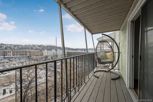 120 Woodland Avenue, Yonkers, NY, 10703 | Card Image