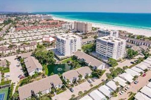 apt-402-1200 E Peppertree Ln, SARASOTA, FL, 34242-8711 | Card Image
