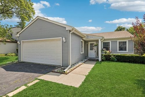 717 N Lakeside Dr, Vernon Hills, IL, 60061-2613 | Card Image