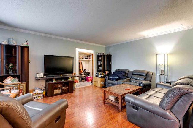 104 Pinewind Close Ne, Home with 4 bedrooms, 3 bathrooms and 4 parking in Calgary AB | Image 13