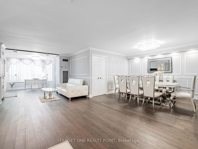 608 - 65 Spring Garden Ave, Condo with 4 bedrooms, 2 bathrooms and 1 parking in North York ON | Image 4