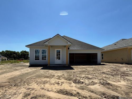 9058 Parkway Dr, Baton Rouge, LA, 70810-7015 | Card Image