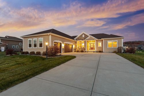 6456 Revere Pass, Windsor, WI, 53532 | Card Image