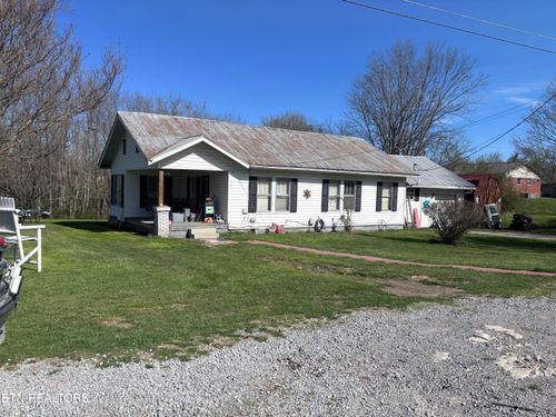 218 Ewing Ave, New Tazewell, TN, 37825-6555 | Card Image