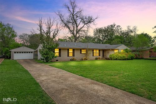 4445 Gilbert Dr, Shreveport, LA, 71106-1643 | Card Image