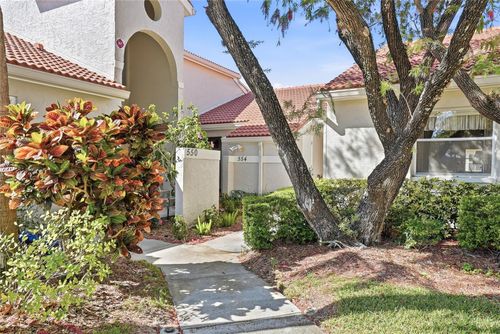 554 Andorra Cir Ne, St Petersburg, FL, 33703-3110 | Card Image