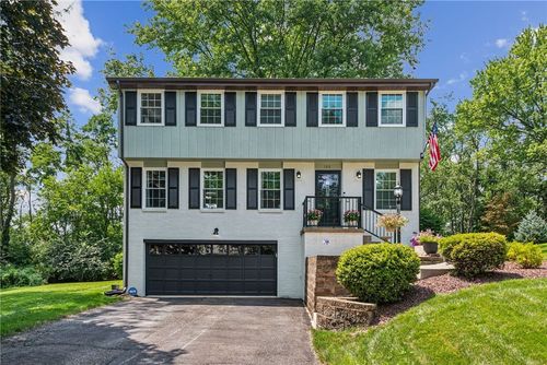 102 Carlsbad Ct, Latrobe, PA, 15650-2405 | Card Image