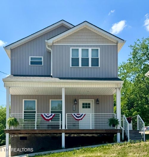 3425 Gap Rd, Knoxville, TN, 37921-1838 | Card Image