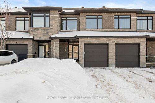 222 Trumpeter Grove, Manotick, ON, K4M0N7 | Card Image