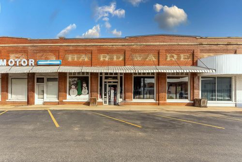 27 Court Sq, Alton, MO, 65606 | Card Image