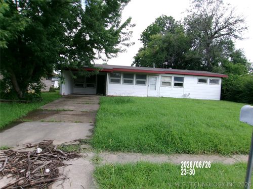 423 Lahoma Dr, Bartlesville, OK, 74003-1508 | Card Image