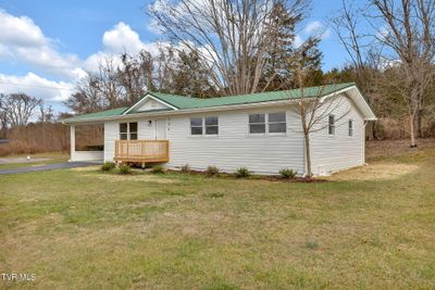 294 Knob View Drive, House other with 3 bedrooms, 2 bathrooms and null parking in Pennington Gap VA | Image 3