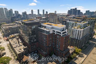 1302 - 501 Adelaide St W, Condo with 3 bedrooms, 2 bathrooms and 1 parking in Toronto ON | Image 1