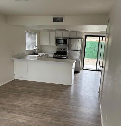 apt-4-32389 Whispering Palms Trl, Cathedral City, CA, 92234-3951 | Card Image