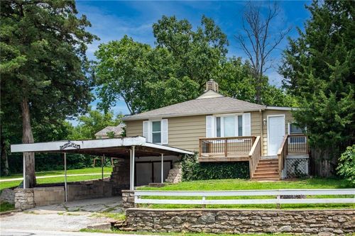 61 H St, Lake Lotawana, MO, 64086-9747 | Card Image
