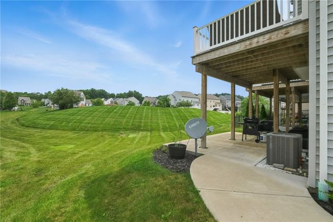 228 Eagle Dr, Townhouse with 3 bedrooms, 3 bathrooms and 2 parking in Cranberry Twp PA | Image 30