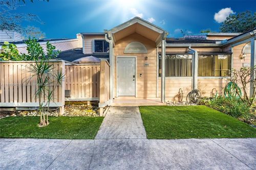 1845 Runners Way, North Lauderdale, FL, 33068-5446 | Card Image