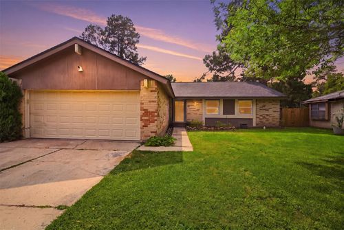 17211 Camberwell Green Ln, Houston, TX, 77070-1819 | Card Image