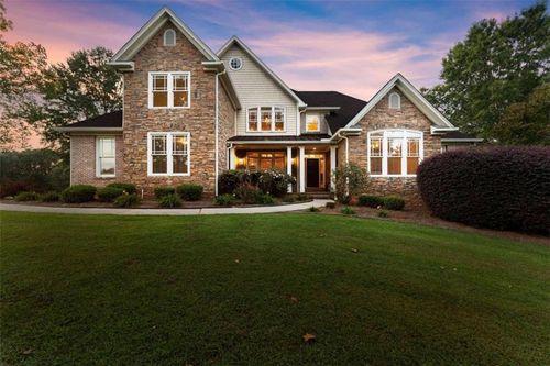 526 Orchard Dr, Clarkesville, GA, 30523-1335 | Card Image
