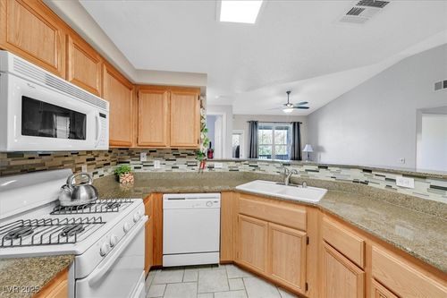 2007-10550 W Alexander Rd, Las Vegas, NV, 89129-3500 | Card Image