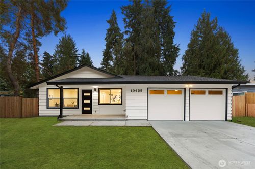 10459 Ne 142nd St, Kirkland, WA, 98034-9418 | Card Image