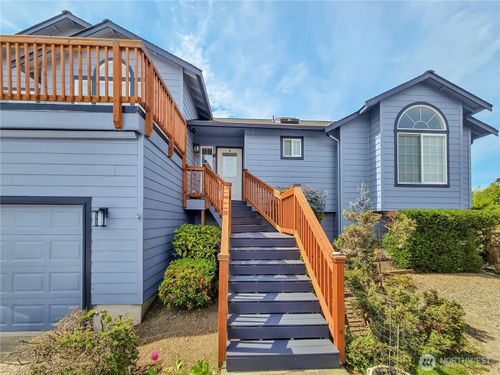 710 Sw Echo Loop, Oak Harbor, WA, 98277 | Card Image
