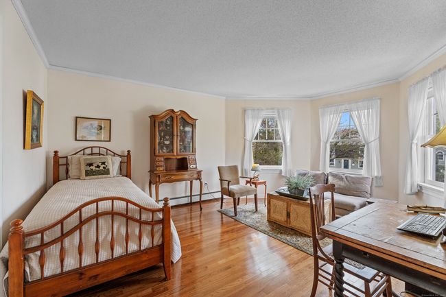 Bedroom 3 with sitting area in south facing bay window | Image 30