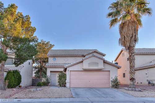 7517 Hickory Hills Dr, Las Vegas, NV, 89130-1056 | Card Image