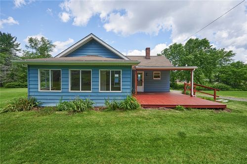 105 Derrick Ln, Mars, PA, 16046-4103 | Card Image