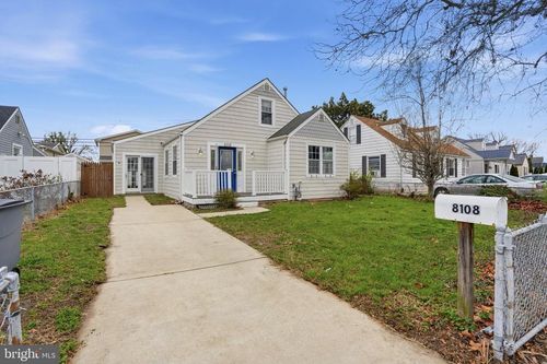 8108 Dundalk Ave, DUNDALK, MD, 21222-6010 | Card Image