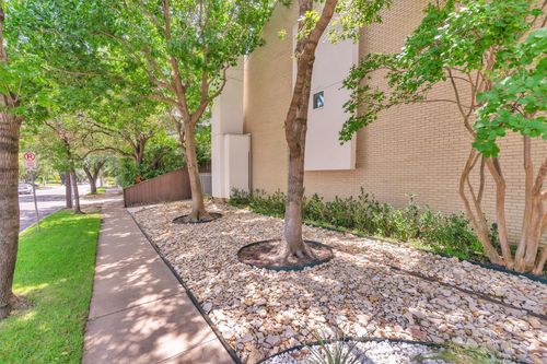 2-4125 Cole Ave, Dallas, TX, 75204-8226 | Card Image