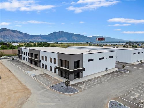 1166 N 2000 W, Farr West, UT, 84404-8853 | Card Image