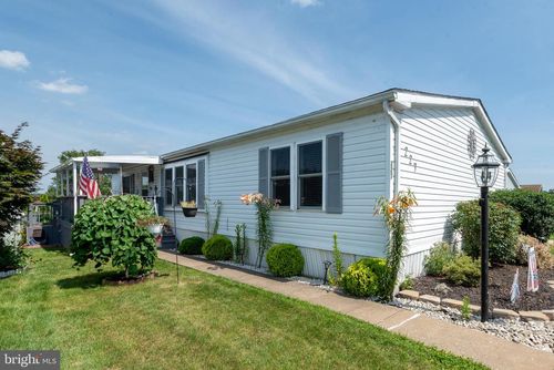 227 Greyfield Dr, LANCASTER, PA, 17603-2100 | Card Image
