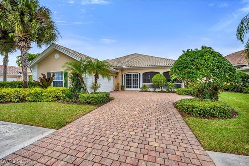 8009 Wilfredo Court, NAPLES, FL, 34114 | Card Image