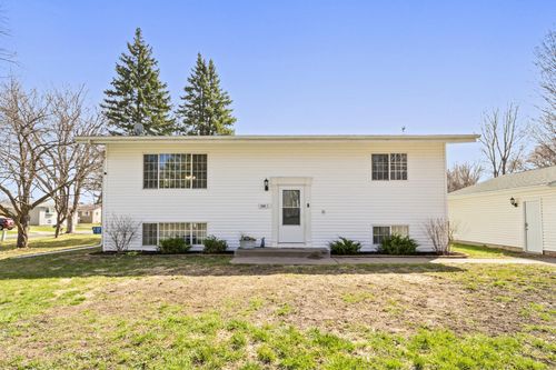 308 7th Ave Nw, Forest Lake, MN, 55025-1137 | Card Image