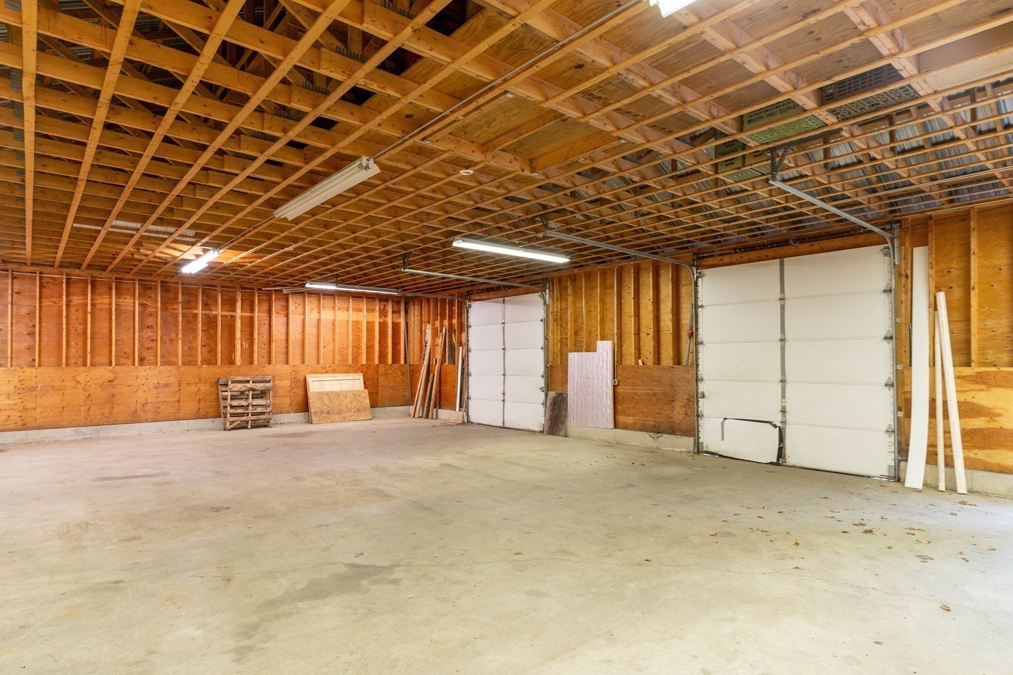 Commercial Lease in North Brookfield