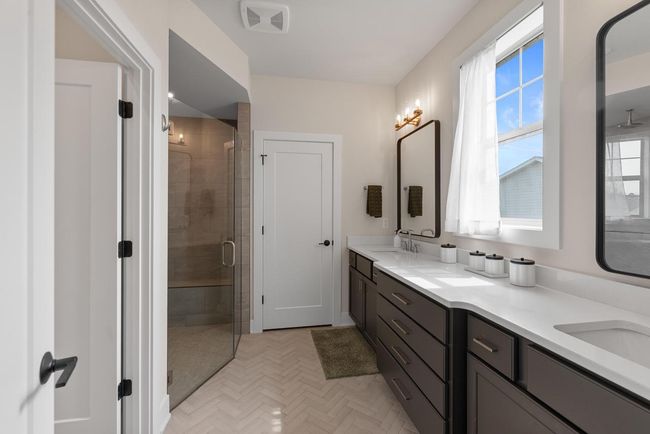N55W19373 Red Crown Lane, House other with 4 bedrooms, 3 bathrooms and null parking in Menomonee Falls WI | Image 18