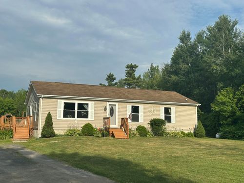 840 Durand Rd, Plattsburgh, NY, 12901-5192 | Card Image