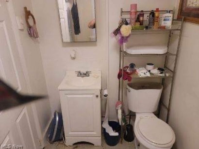 231 Oberlin Rd, Home with 7 bedrooms, 3 bathrooms and null parking in Elyria OH | Image 9