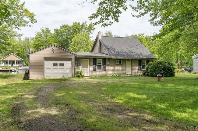 8450 Tuttle Rd, House other with 2 bedrooms, 2 bathrooms and null parking in Bridgeport NY | Image 10