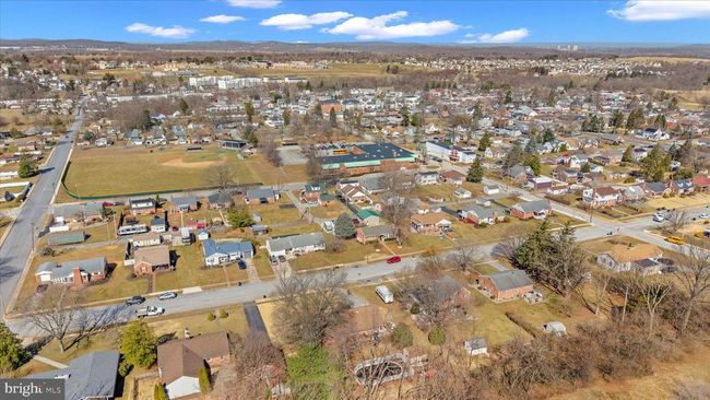 147 S 7 Th St, House other with 3 bedrooms, 1 bathrooms and null parking in MOUNT WOLF PA | Image 34