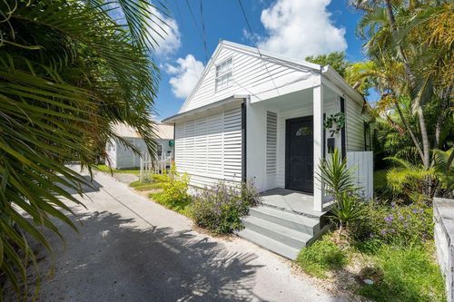 7 Thompson Ln, Key West, FL, 33040-3139 | Card Image