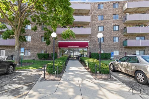 303-1460 Fairlane Drive, Schaumburg, IL, 60193 | Card Image
